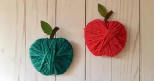 apple yarn craft