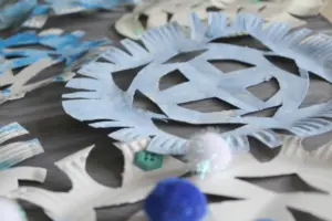 paper plate snowflake